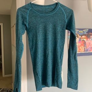 LULU LEMON LONG SLEEVE